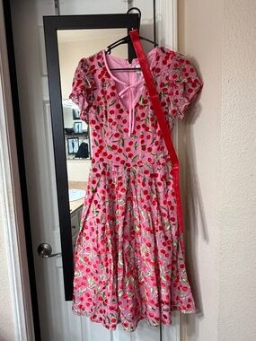 Unique Vintage Dahlia Dress in Cherry Print Size S